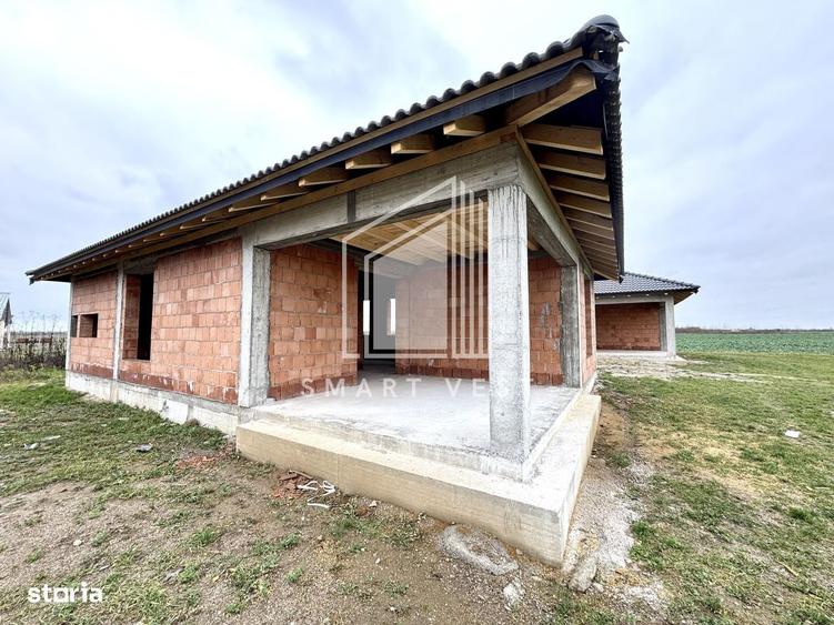 Casă cu 3 camere cu Teren 603 Mp în Vetiș