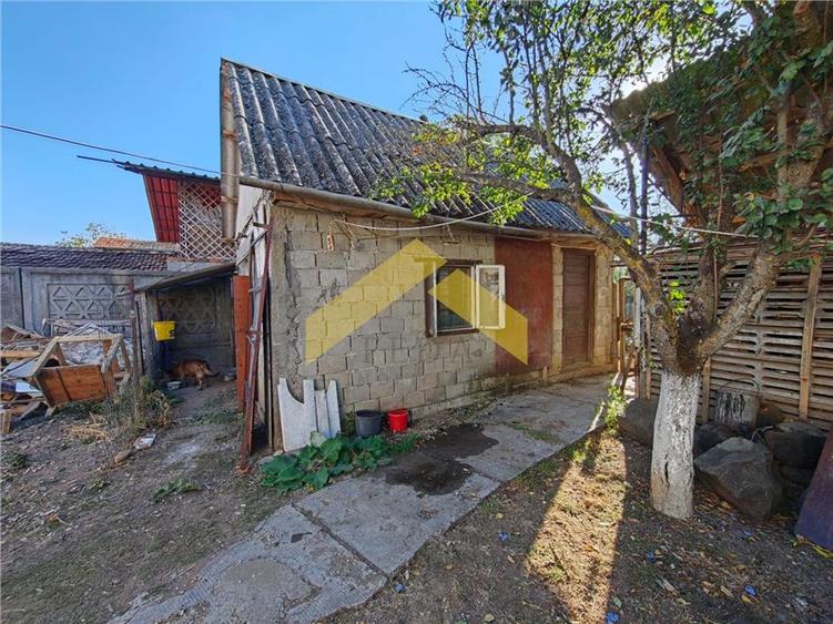 Casă individuală cu 3 camere cu Canalizare în Bodrogu Nou