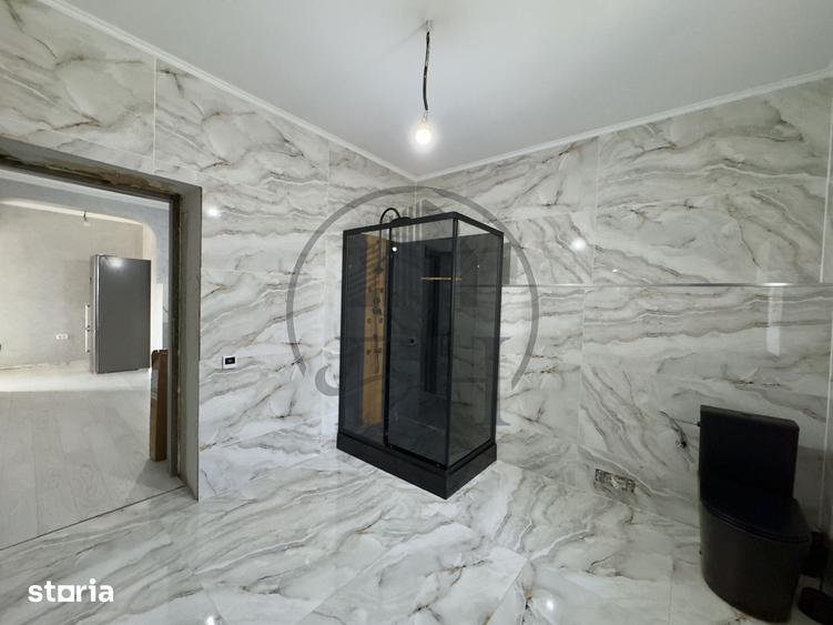 Casă cu 4 camere cu Teren 2561 Mp în Cobadin