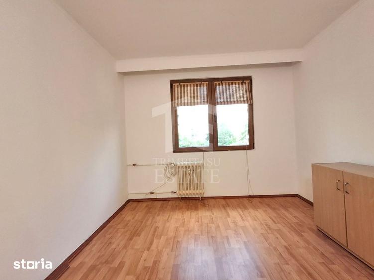 Apartament cu 3 camere decomandat, mobilat în Pantelimon