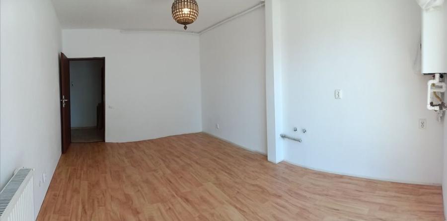Apartament cu 2 camere semidecomandat în Dristor