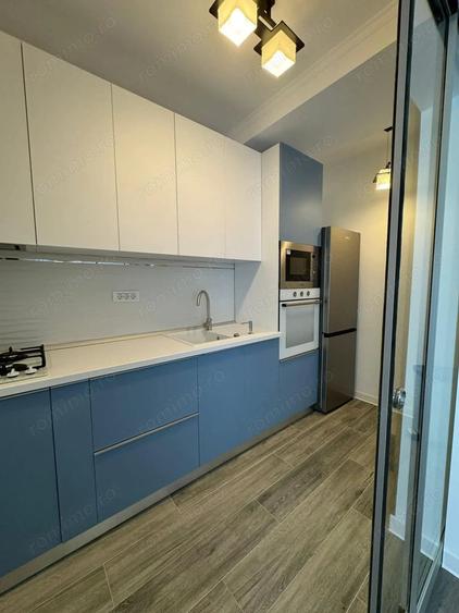 Apartament cu 2 camere decomandat în Palazu Mare