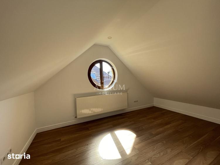 Casă cu 7 camere cu Teren 240 Mp în Feleacu