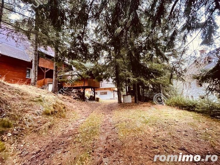 Casă cu 8 camere cu Teren 500 Mp în Paltin