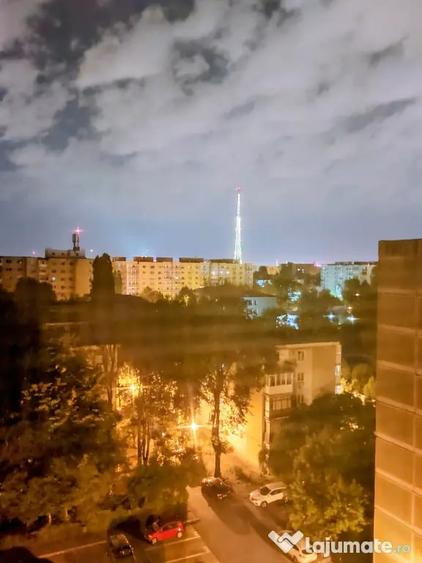 Apartament cu 3 camere decomandat în Militari
