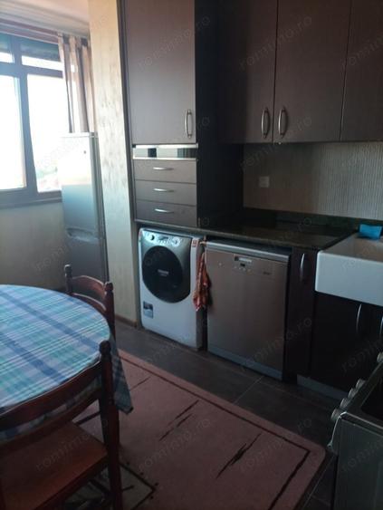 Garsonieră decomandată în Spitalul Județean