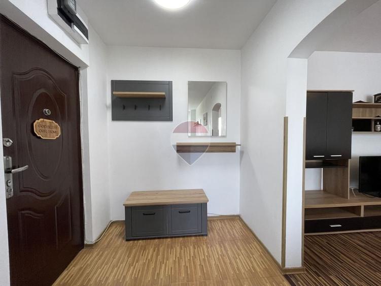 Apartament cu 2 camere semidecomandat, mobilat în Drumul Taberei