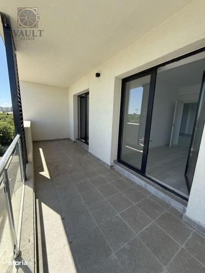 Apartament cu 3 camere semidecomandat în Pantelimon
