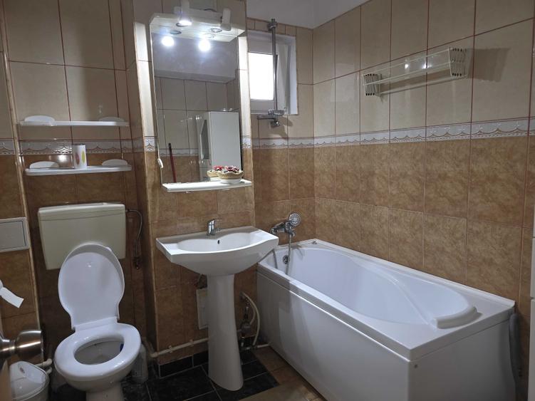 Apartament cu 2 camere decomandat în Ultracentral
