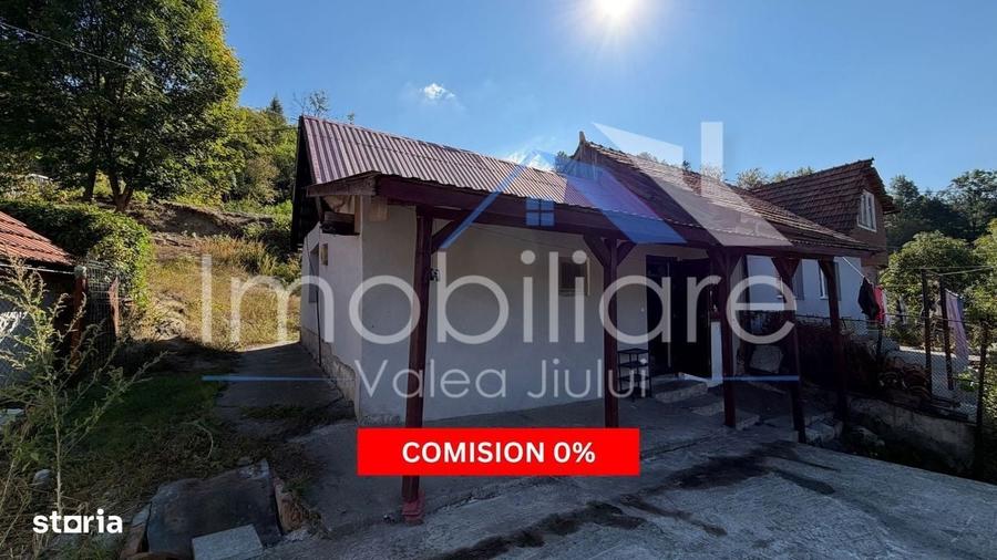 Casă cu 2 camere în Petros