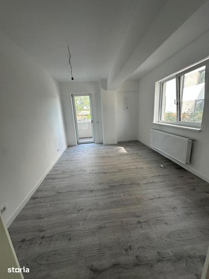 Apartament cu 3 camere decomandat în Frumoasa