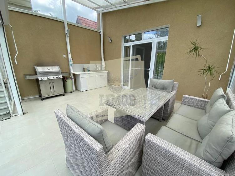 Casă cu 4 camere cu Teren 450 Mp în Sub Arini