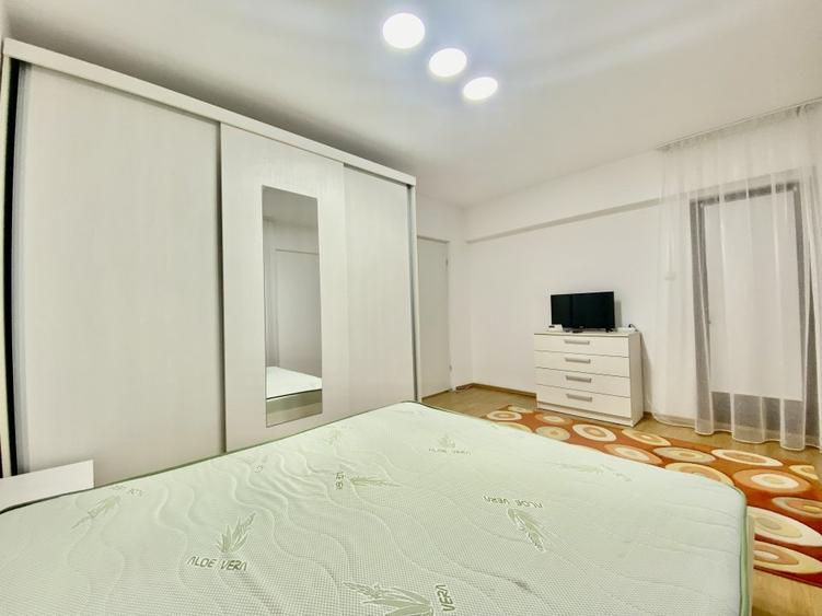 Apartament cu 3 camere decomandat, mobilat în Nord