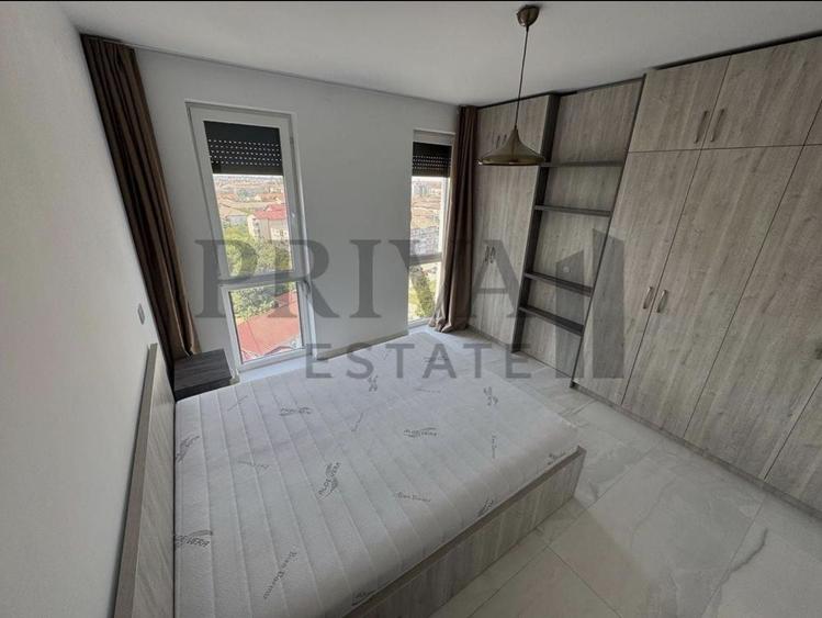 Apartament cu 3 camere, mobilat în Soarelui