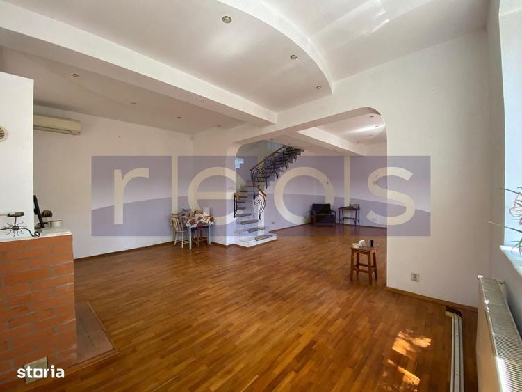 Casă cu 4 camere în Sălaj