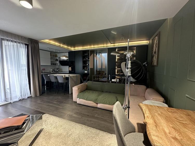 Apartament cu 4 camere semidecomandat, mobilat în Gheorgheni