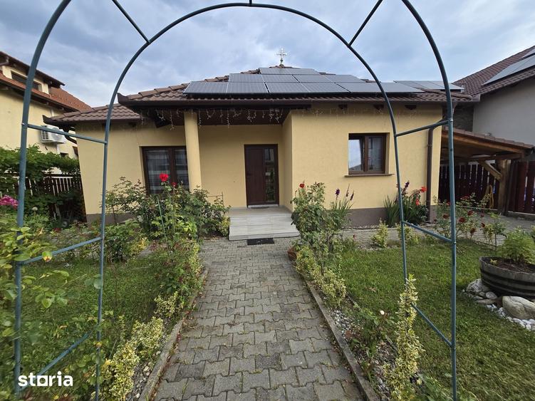 Casă cu 3 camere cu Teren 418 Mp în Central