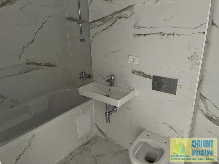 Apartament cu 2 camere decomandat în Tomis Nord