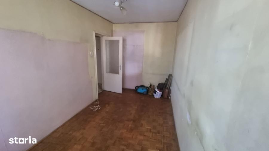 Apartament cu 3 camere, etaj 3, zona Liceul Lucian Blaga - 6
