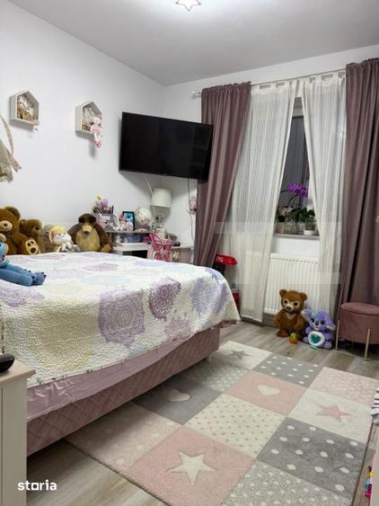 Apartament cu 3 camere decomandat, mobilat în Tractorul