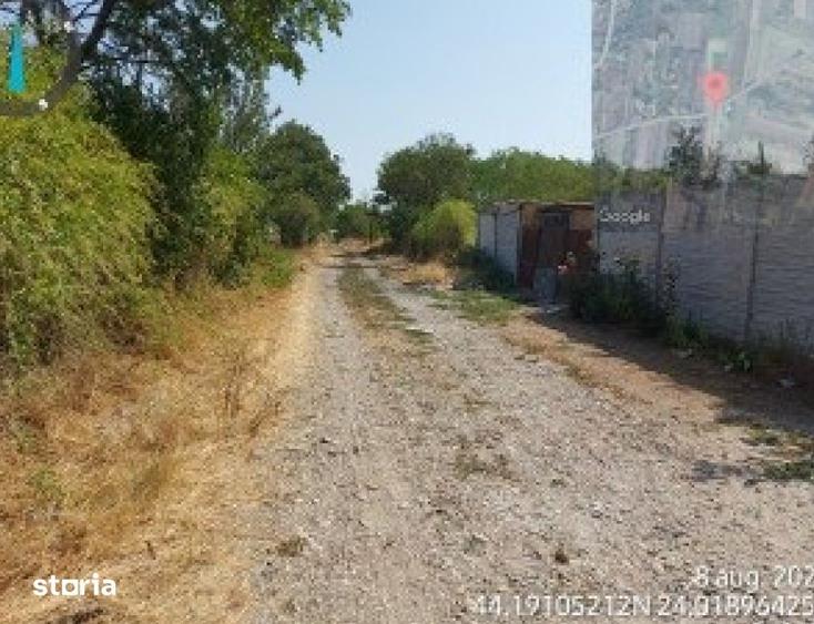 Teren de 830 mp, în Recea