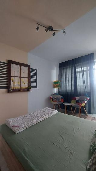 Apartament cu 3 camere decomandat în Drumul Taberei