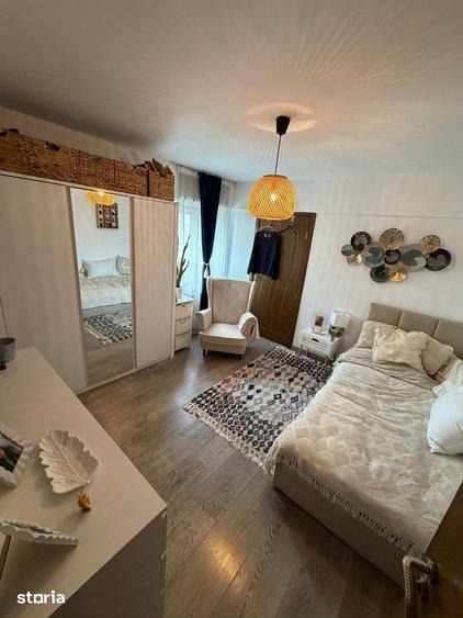 Vand Apartment 3 camere Bulevardul Uniri - 12