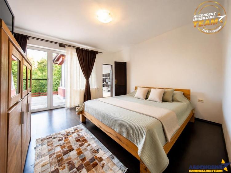 Casă cu 15 camere cu Teren 1398 Mp în Central