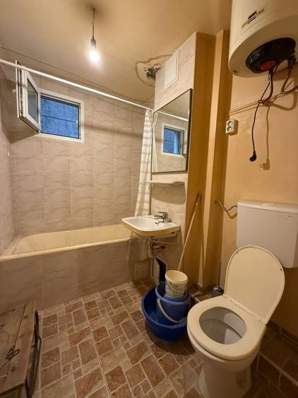 Apartament cu 3 camere decomandat în Micro 20
