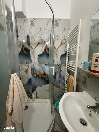 Casă cu 2 camere decomandat cu Teren 198 Mp în Semicentral