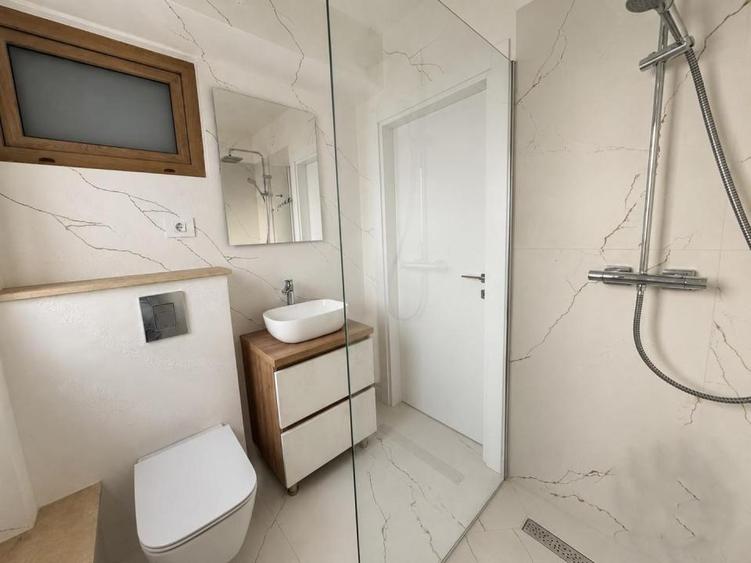 Apartament cu 3 camere în Titan