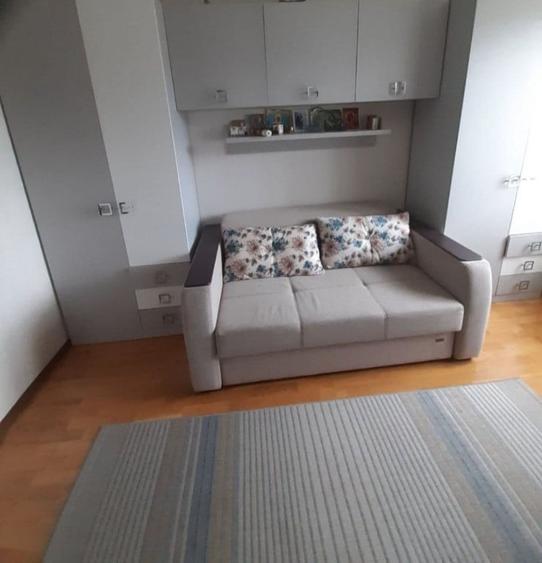 Apartament cu 2 camere decomandat în Basarabia