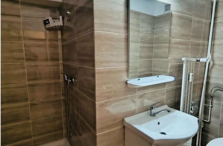 Apartament cu 4 camere decomandat, mobilat în Domenii