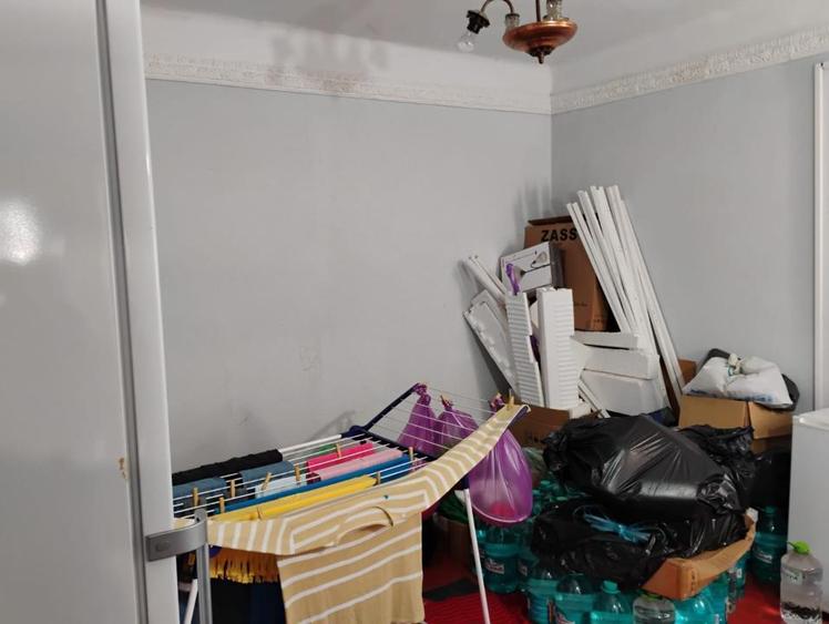 Casă cu 4 camere cu Canalizare în Apollo