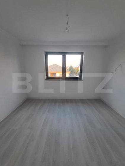 Casă cu 3 camere cu Teren 200 Mp în Sânpetru