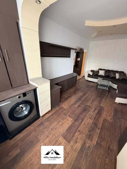 Apartament cu 4 camere în Vest