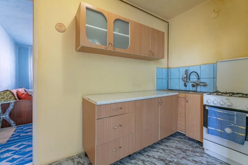 Apartament cu 2 camere semidecomandat, mobilat în Bartolomeu