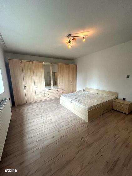 Casă cu 3 camere în Stupini