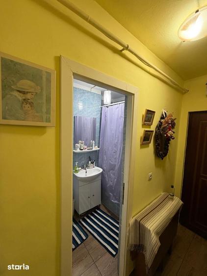 Apartament cu 2 camere decomandat în Micro 6