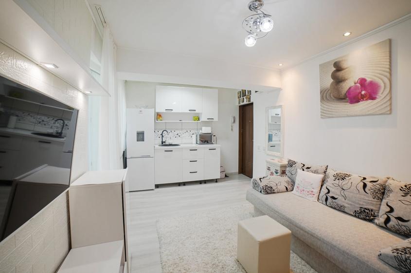 Apartament cu 3 camere decomandat, mobilat în Giurgiului