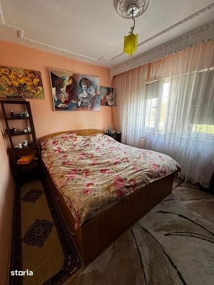 Apartament cu 4 camere decomandat în ICIL