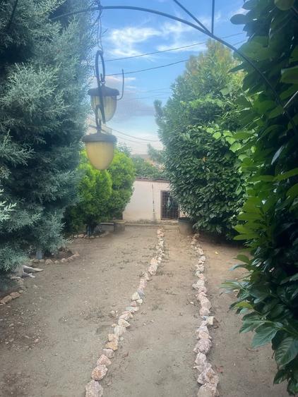 Casă cu Teren 500 Mp în Bariera Vâlcii