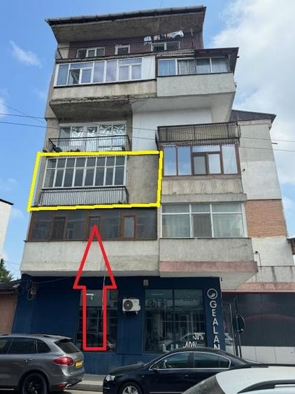 Apartament cu 2 camere semidecomandat, mobilat în Bârlad