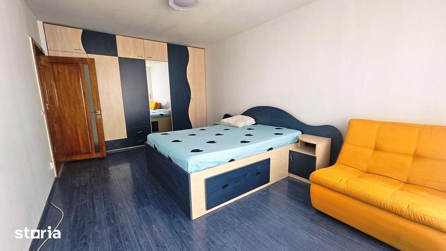 Apartament cu 3 camere decomandat în Păcurari