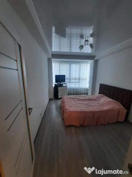 Garsonieră în P-ța Muncii