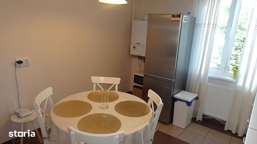 Apartament cu 4 camere decomandat în Kogălniceanu