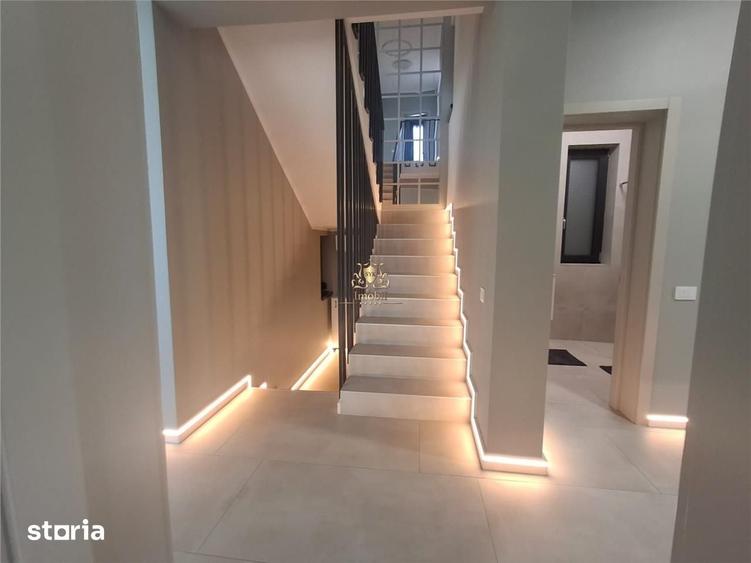 Casă cu 4 camere cu Teren 500 Mp în Bucium