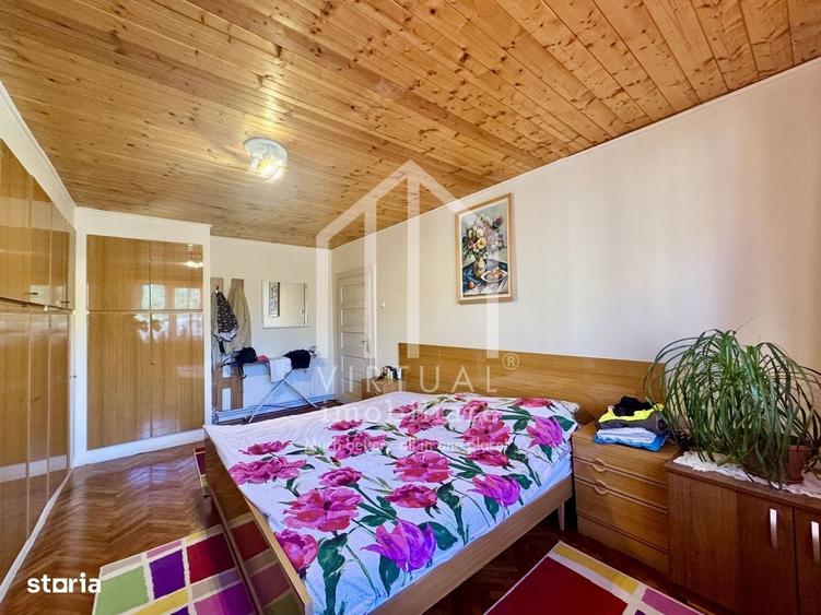 Casa individuala cu 6 camere, 185mp utili, 432mp teren - Lupeni - 14