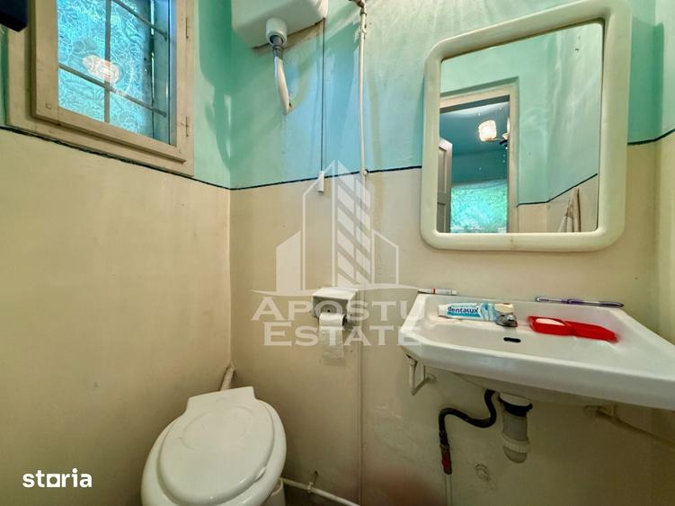 Casă cu 3 camere cu Teren 332 Mp în Baba-Dochia