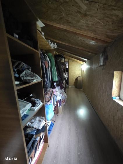 Casă cu 3 camere cu Teren 1700 Mp în Central